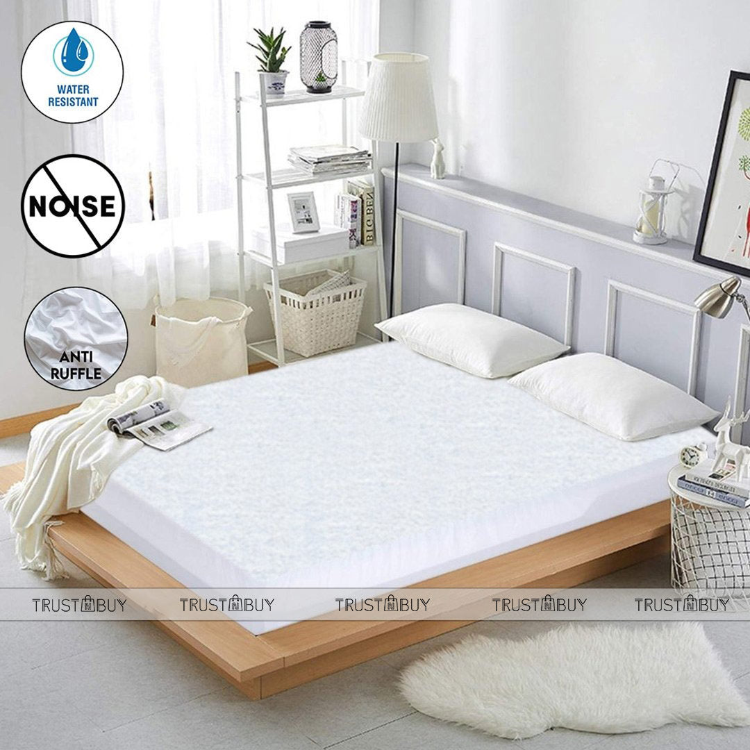 Terry polyester Waterproof Mattress Protector In White Color With Elastic Fitting