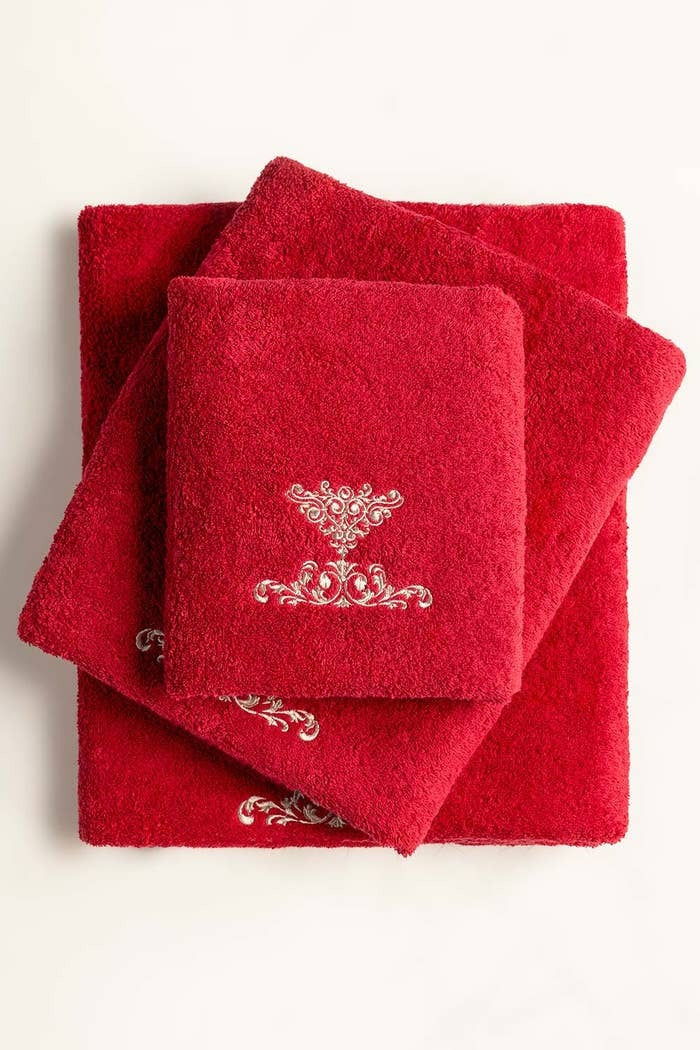 Red 3-Piece Combed Embroidered Towel Set