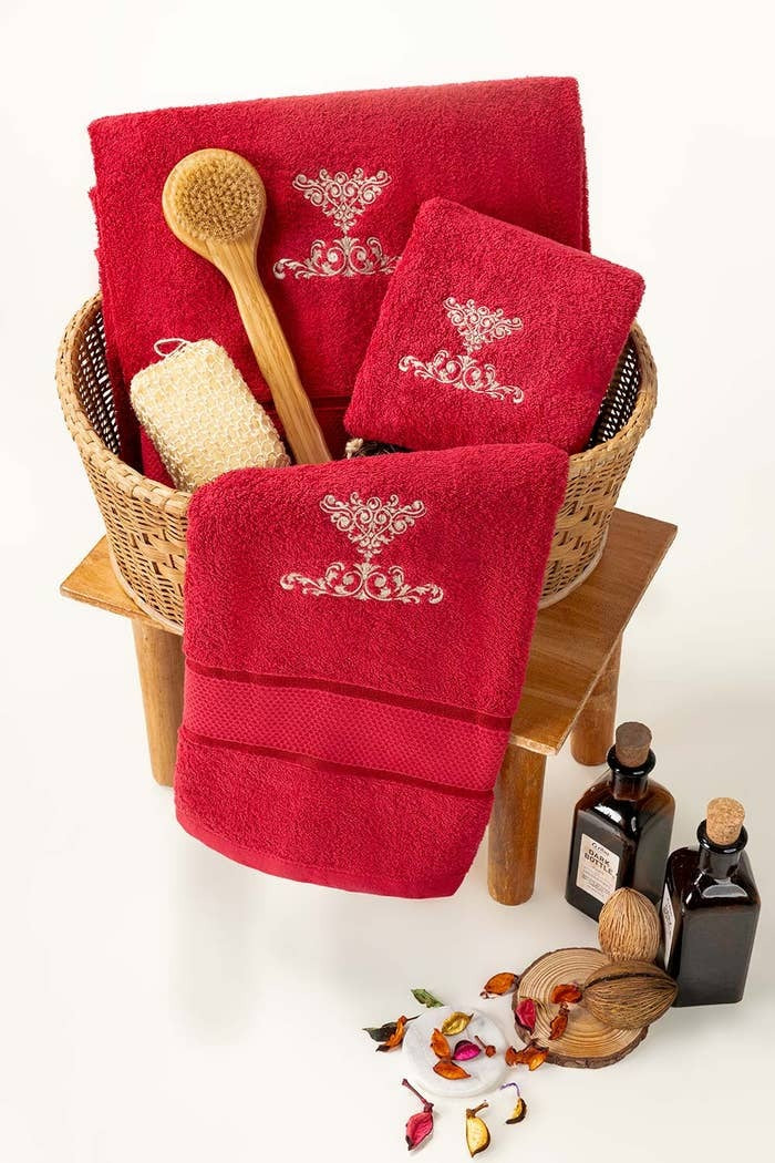 Red 3-Piece Combed Embroidered Towel Set
